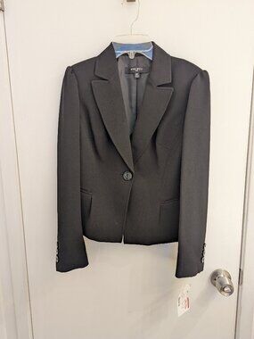 Nine West Black 2-Piece Suit Women's Petite Size 4